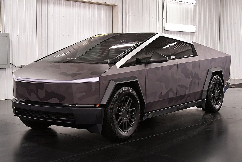 2024 Tesla Cybertruck Cyberbeast