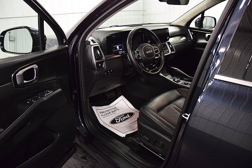 2023 Kia Sorento Hybrid EX