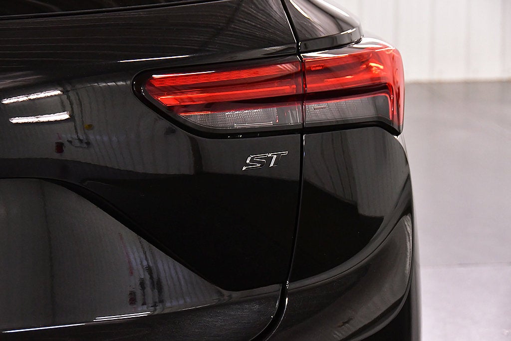 2023 Buick Envision Essence Sport Touring