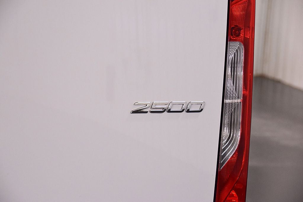 2025 Mercedes-Benz Sprinter 2500 Cargo 144 WB