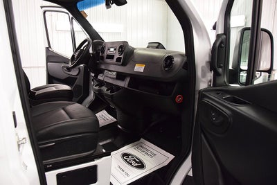 2025 Mercedes-Benz Sprinter 2500 Cargo 144 WB