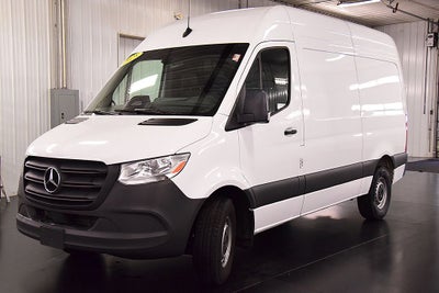 2025 Mercedes-Benz Sprinter 2500 Cargo 144 WB