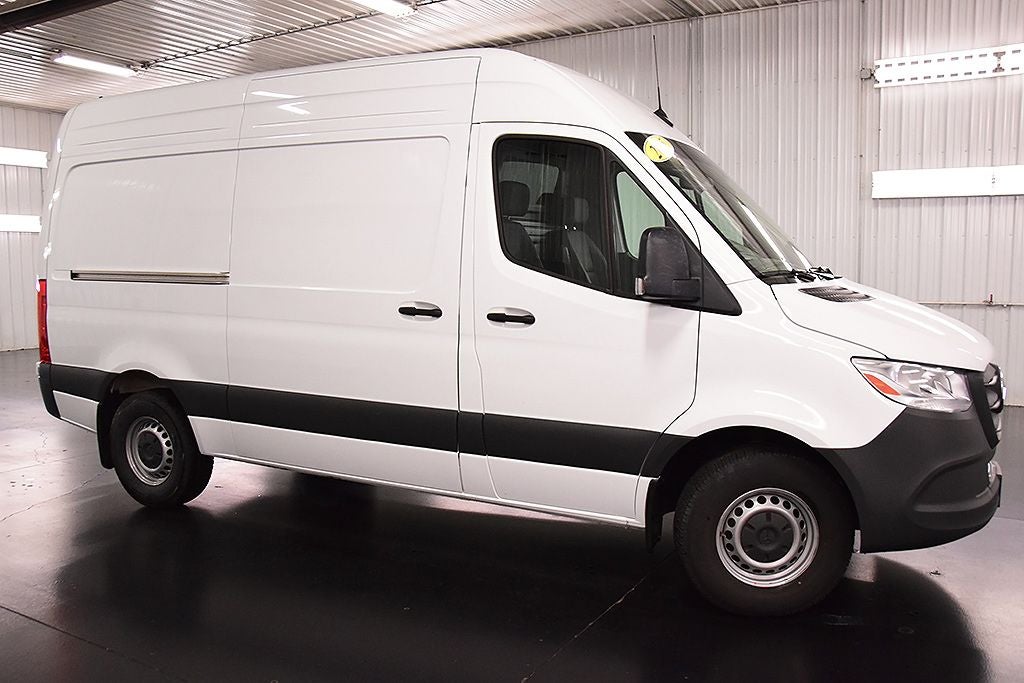 2025 Mercedes-Benz Sprinter 2500 Cargo 144 WB