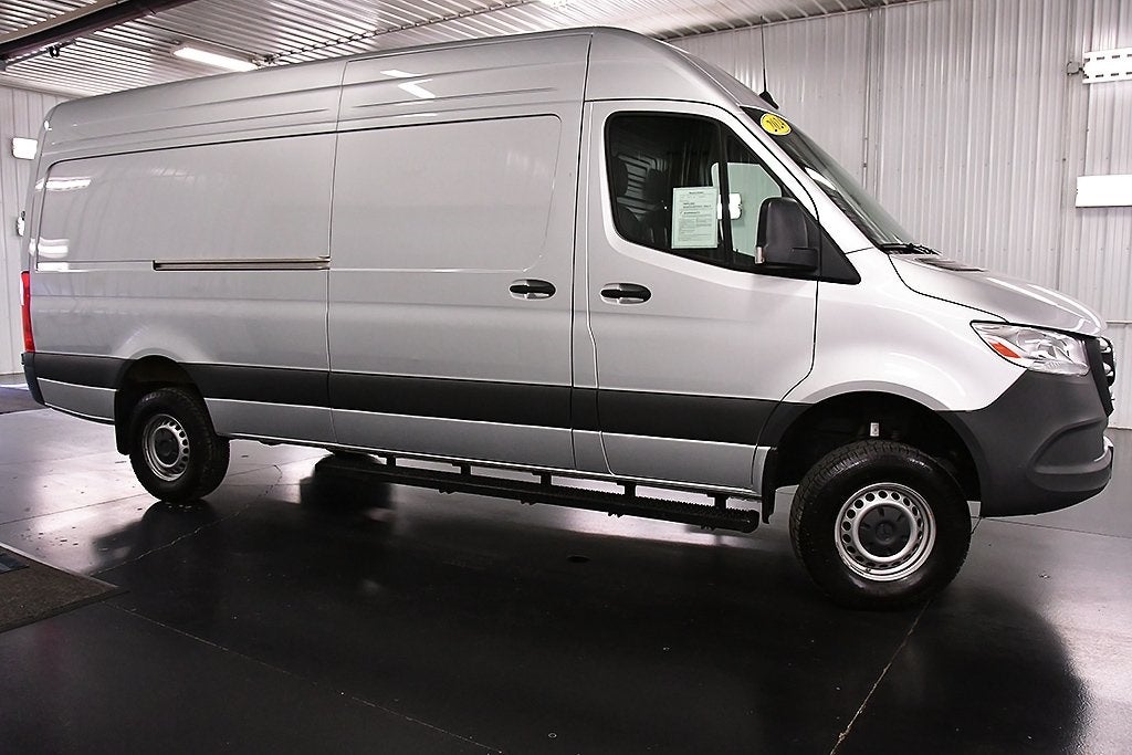 2024 Mercedes-Benz Sprinter 2500 Cargo 170 WB 4MATIC®