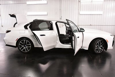 2024 BMW 7 Series 740i xDrive